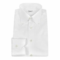 Quello che non ho, � una camicia bianca...